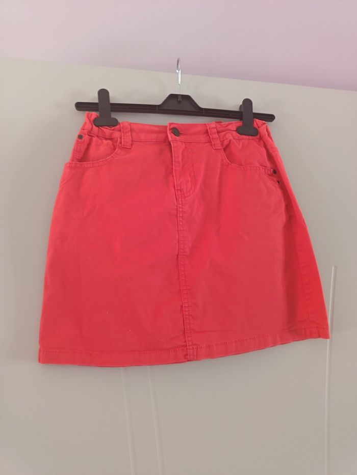 Robe rouge en jean