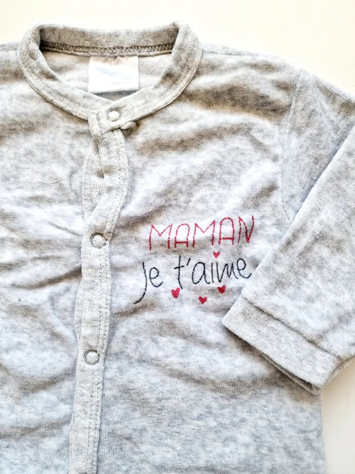 Grenouillère / pyjama une pièce / dors bien en velours - "Maman je t'aime" (1 mois) - photo numéro 2
