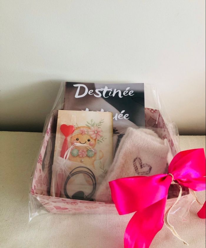 Box livre destinée tatouée - photo numéro 4