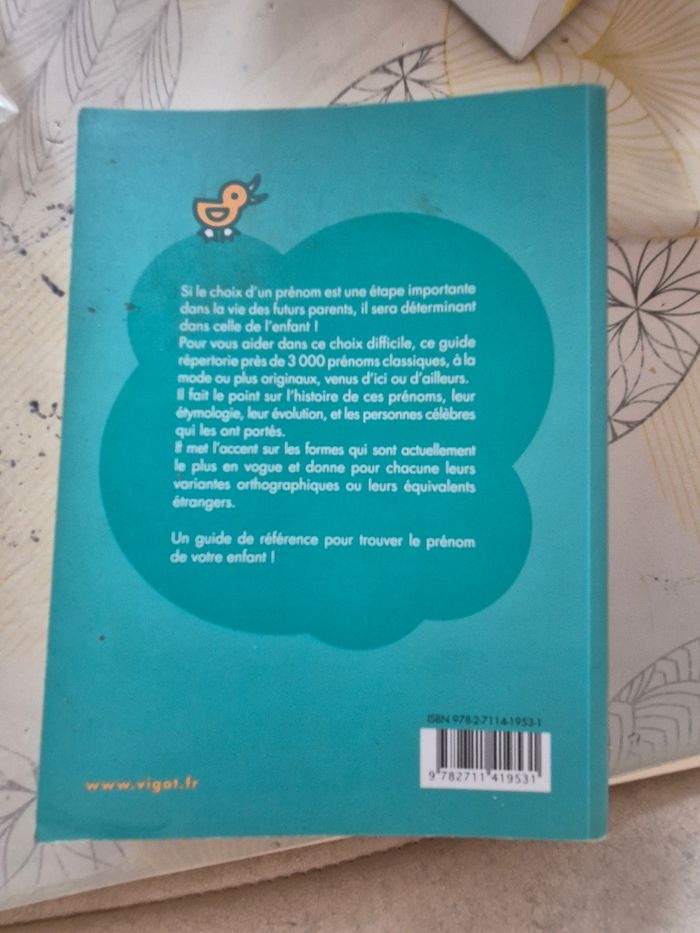 Livre "Le guide des prénoms" - photo numéro 2
