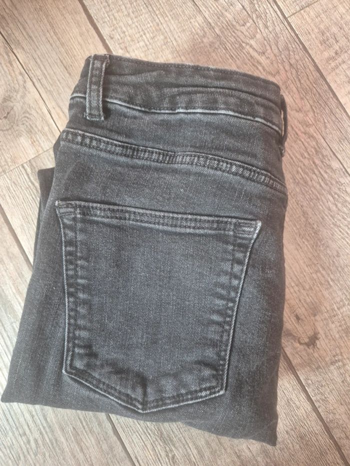 Jean slim - photo numéro 3