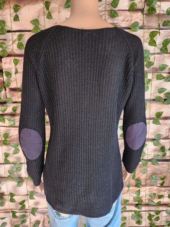🌸Pull fin noir Benetton Taille 36🌸 - photo numéro 3