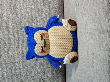 Figurine Ronflex Snorlax version crochet 10cm
