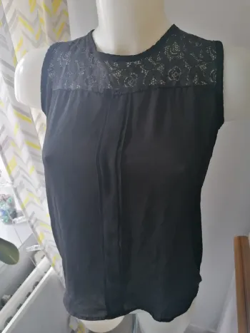 Blouse sans manches M