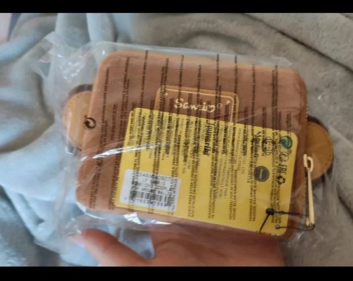 Sanrio porte monnaie Loungefly Monkichi hello kitty - photo numéro 3