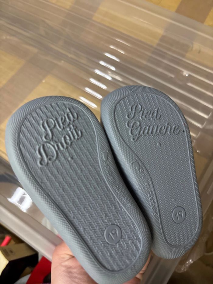 Chaussure bébé - photo numéro 3