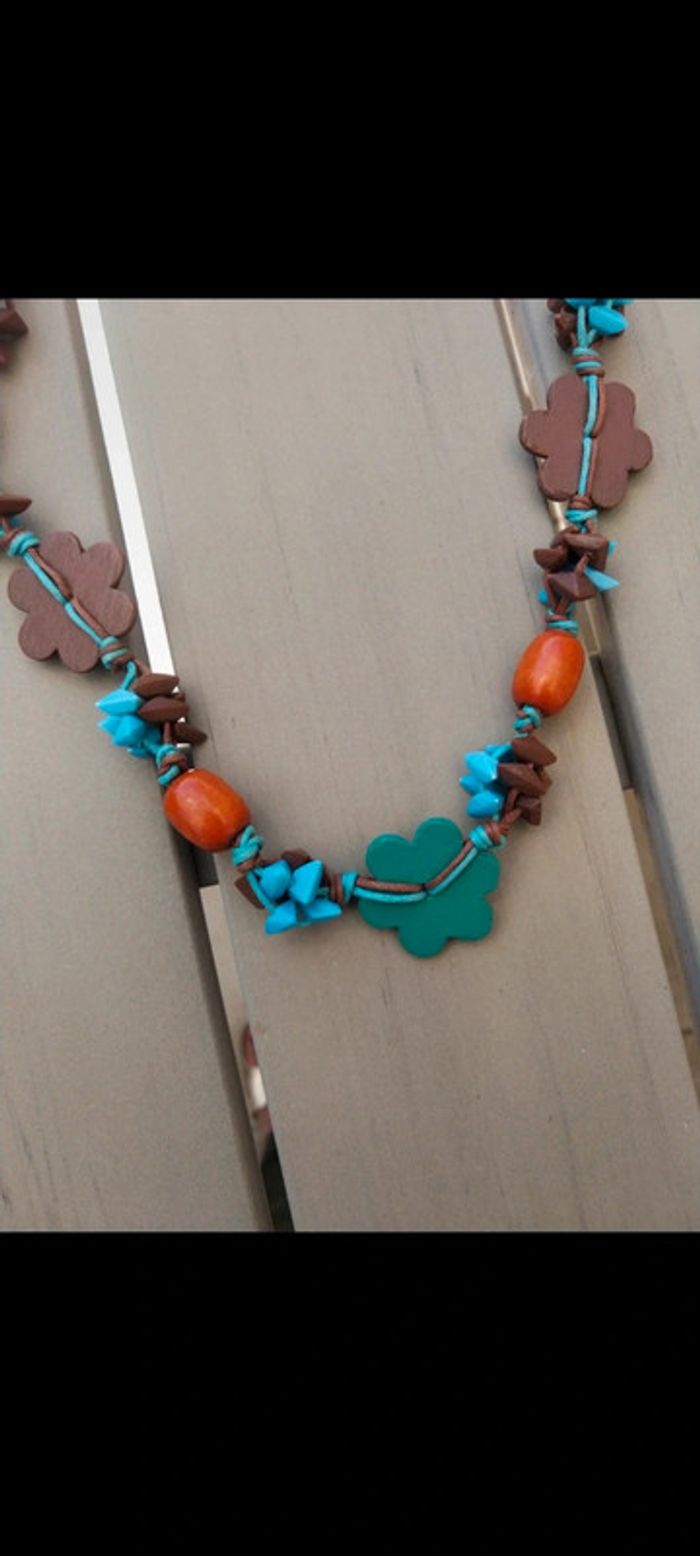 Collier complètement neuf - photo numéro 2