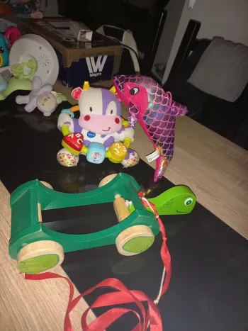 Lot jeux bébé
