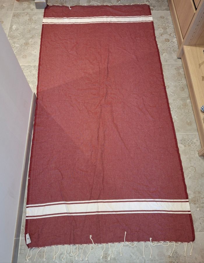 Fouta de plage/bain rouge bordeaux/blanc - Neuve - photo numéro 4
