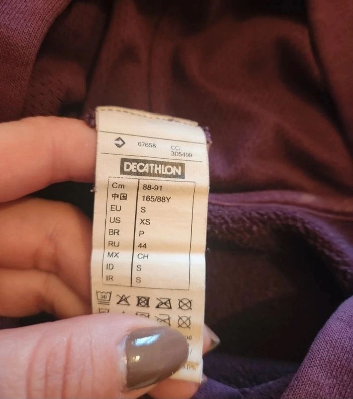 Sweat à capuche Decathlon Rugby – violet prune – Taille S – Très bon état - photo numéro 5