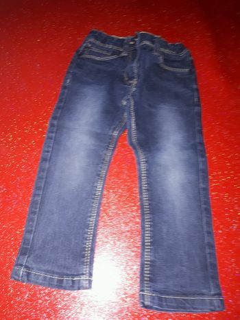 Jeans taille 26 mois