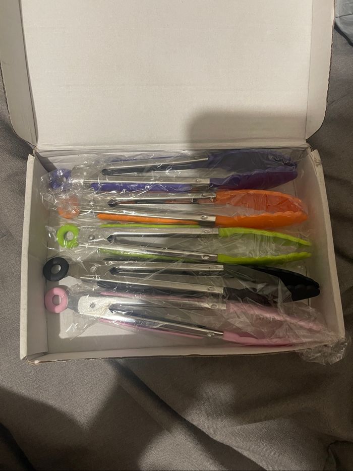 Petites pinces en plastique