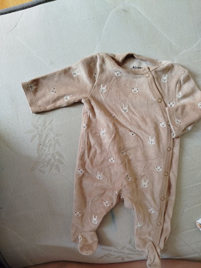 Pyjama 1 mois fille - photo numéro 2