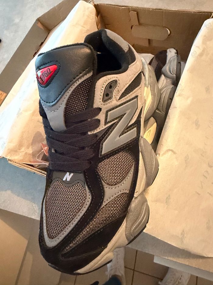 New balance 9060