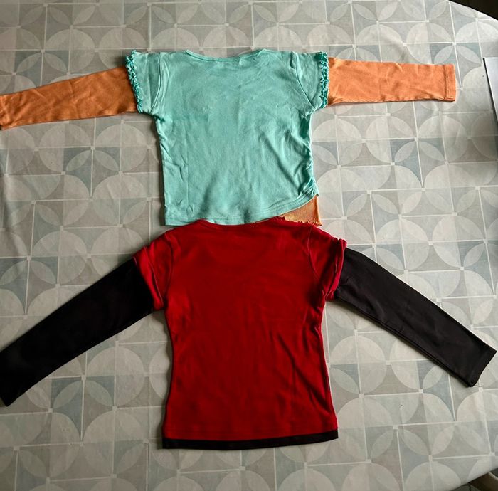 Lot de 2 t shirts fille - 7 ans - C&A - en très bon état - photo numéro 2