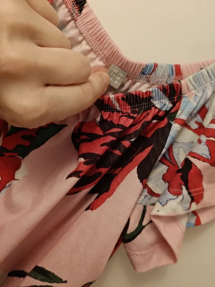 Robe Asos fleurs roses T.38 - photo numéro 2