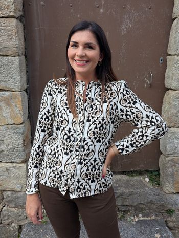 Blouse Lannion fleurs baroques
Taille XL