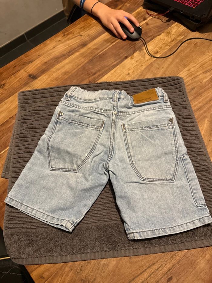 Short jeans clair - photo numéro 7