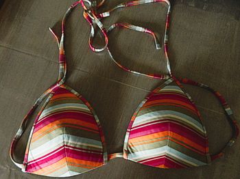 Haut de maillot de bain T 44 "Etam"