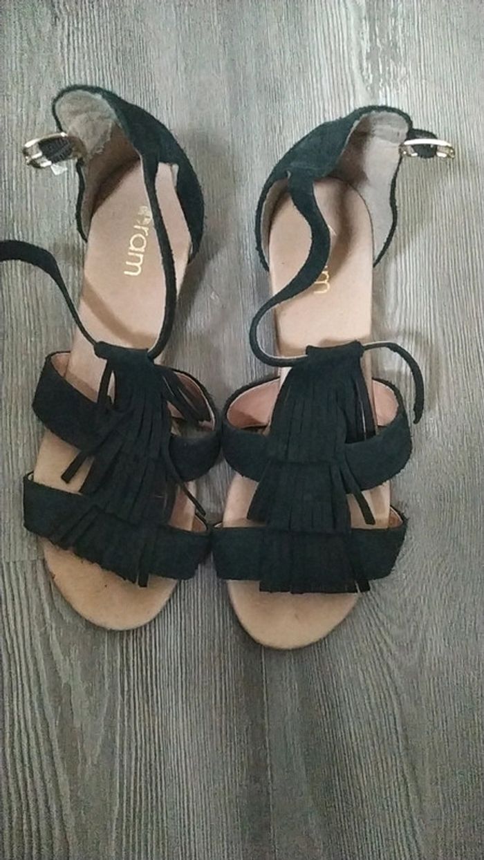 Chaussures taille 37