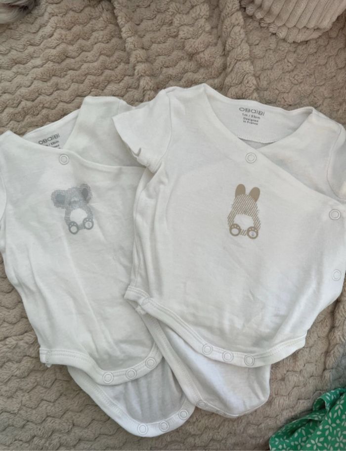 Lot de 2 body Obaïbi 1 mois