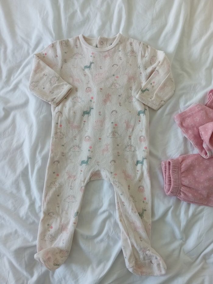 Lot de pyjamas fille 18 mois - photo numéro 4