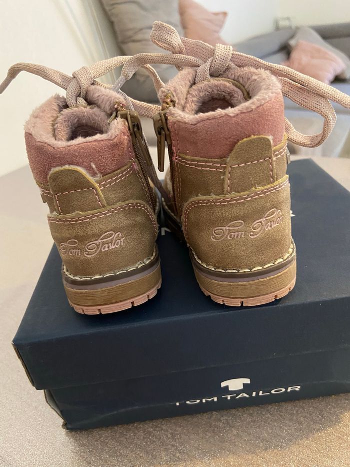 Bottines taille 19 - photo numéro 5