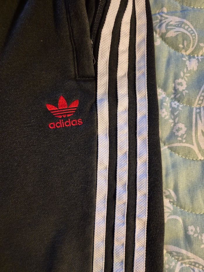 Superbe Ensemble Adidas X Disney 4/5ans - photo numéro 7