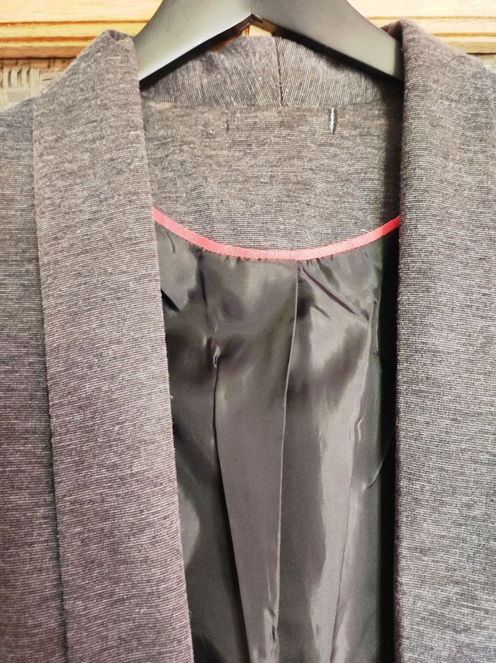 Veste cintrée grise - photo numéro 2