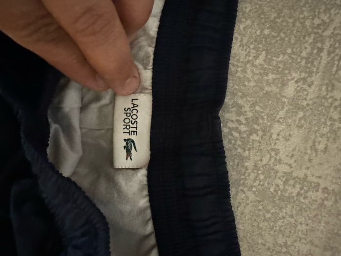 Short lacoste - photo numéro 2