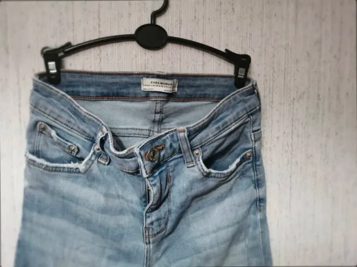 Jean effet usé taille 36 Zara Woman - photo numéro 3