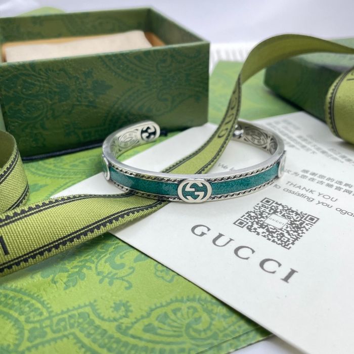 Bracelet Gucci en émail vert