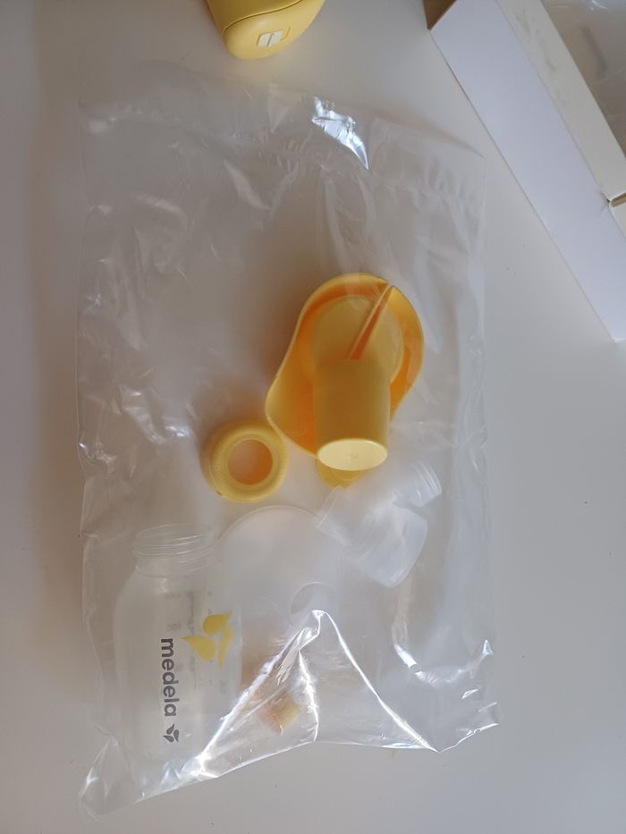 Tire-lait électrique mini electric de chez Medela neuf - photo numéro 8