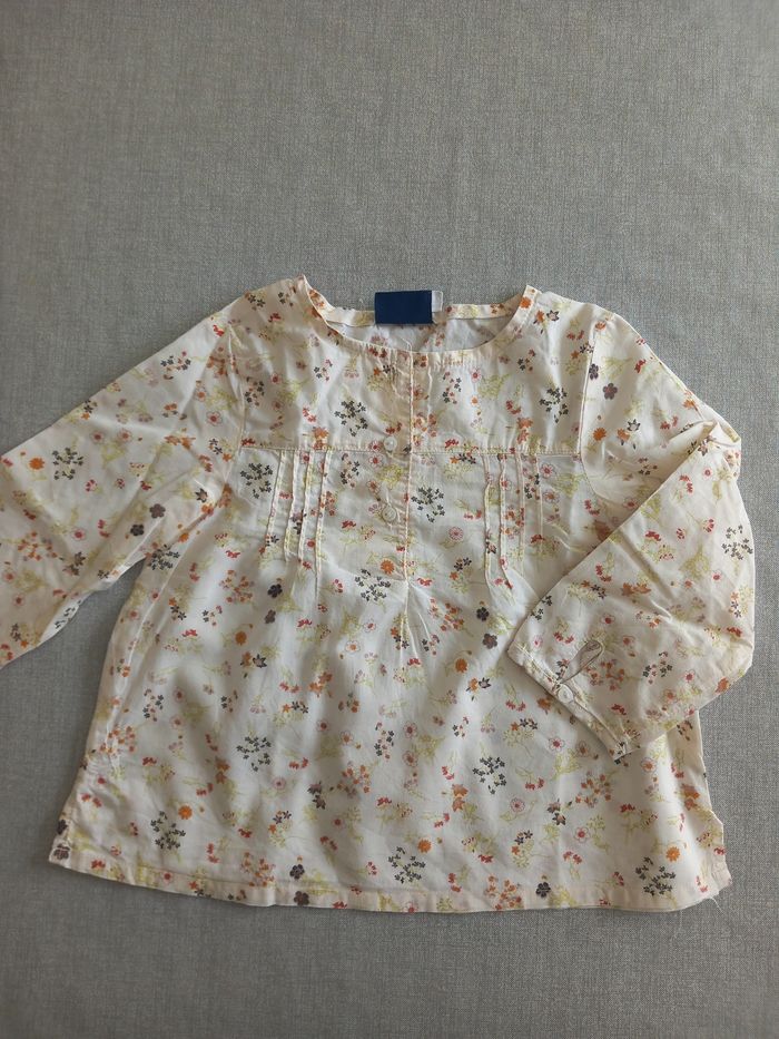 Chemise à fleurs 🌸 Sergent Major 23 mois TBE