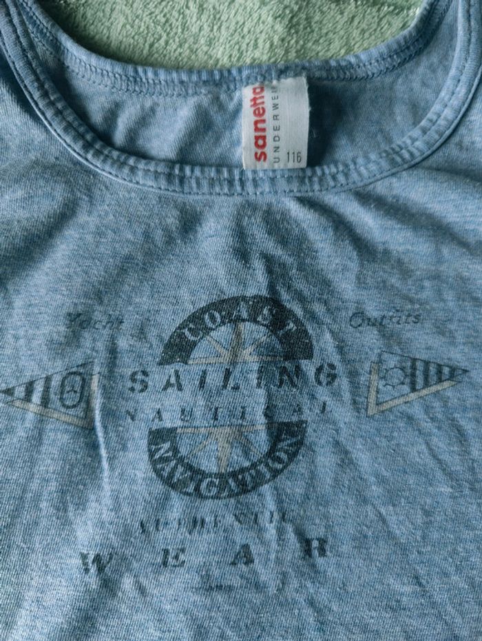 Tee shirt sans manche - photo numéro 3