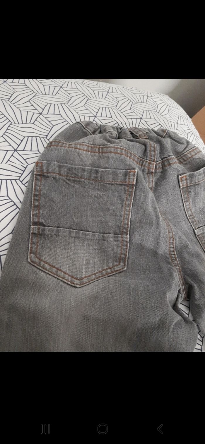 Jeans taille 12 ans - photo numéro 3