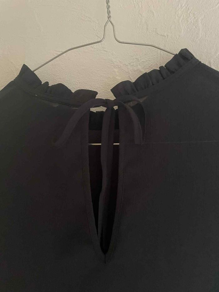 blouse noire - photo numéro 2