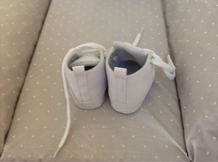 Chaussure bébé 0/3 mois - photo numéro 3