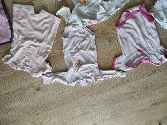 Vetement naissance - 1 mois fille vendu en lot ou a l'unité AVD.44 - photo numéro 3