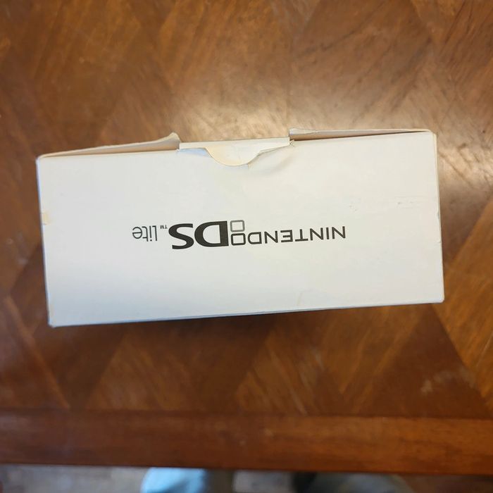 Nitendo Ds lite rose en boite complète - photo numéro 8