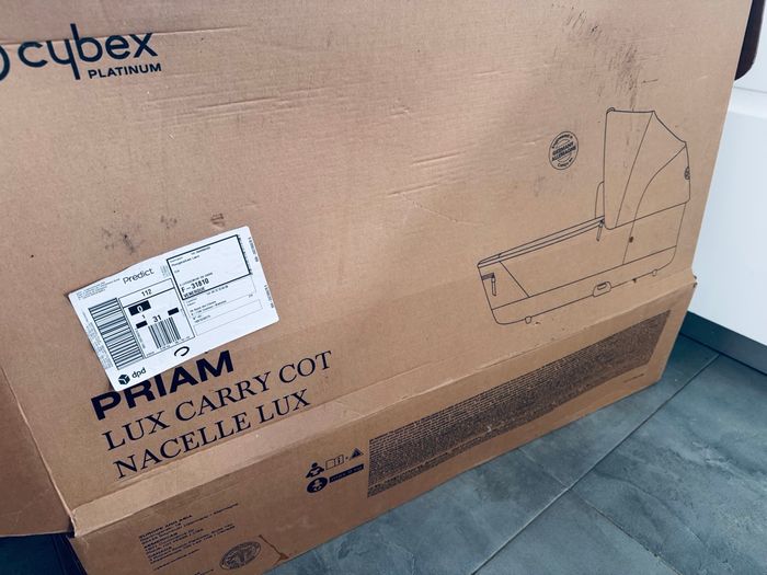 Priam 4 année 2023 poussette cybex + Nacelle très bon état - photo numéro 5