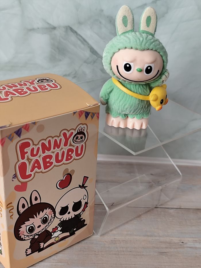 grosse figurine labubu fluffy vert