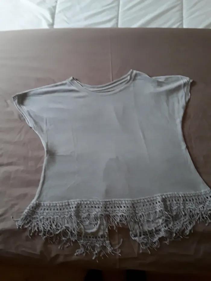 Tee shirt