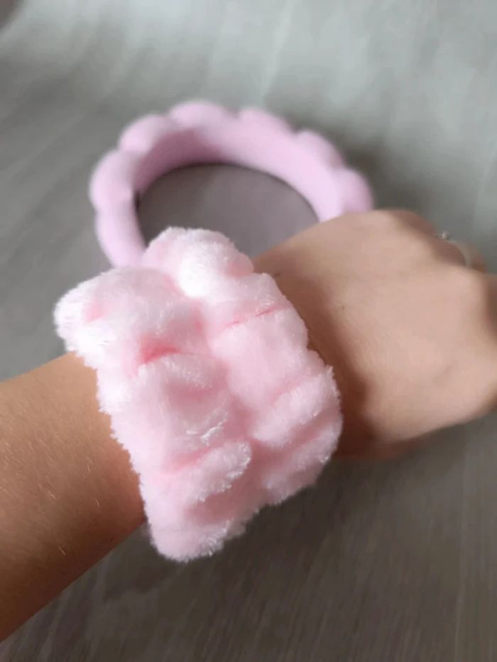 Lot serre tête bandeau et bracelets en éponge rose - photo numéro 3