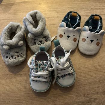 Lot chaussons basket