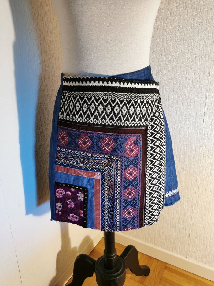 Jupe en jean fantaisie Desigual
