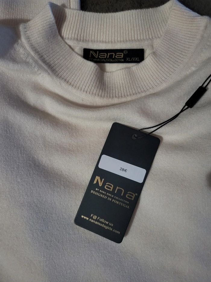 Sweat beige "Nana" neuf avec étiquette, taille XXL🇵🇹 - photo numéro 4
