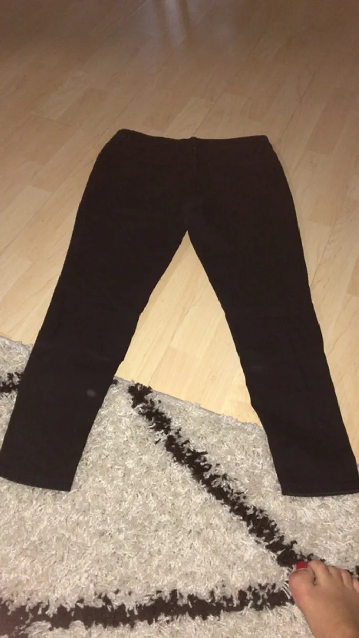 Pantalon noir - photo numéro 2