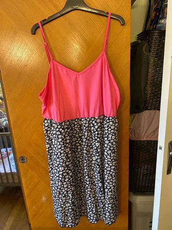 Robe taille 2xl (48)