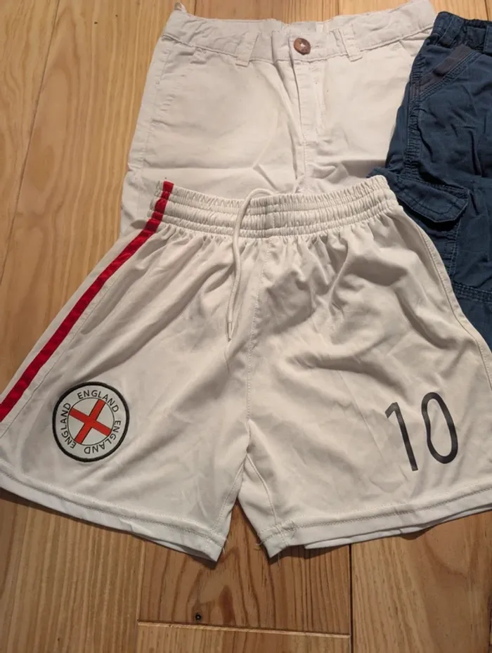 Lot Short 4 ans - photo numéro 5